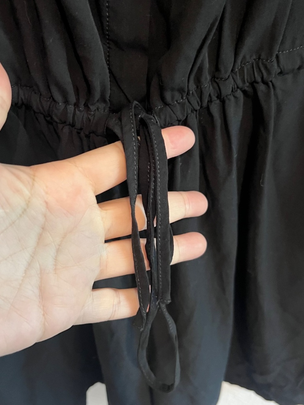 GAP NWT Black Long Sleeve Rayon Romper Drawstring Waist Pockets Size M - Picture 6 of 16